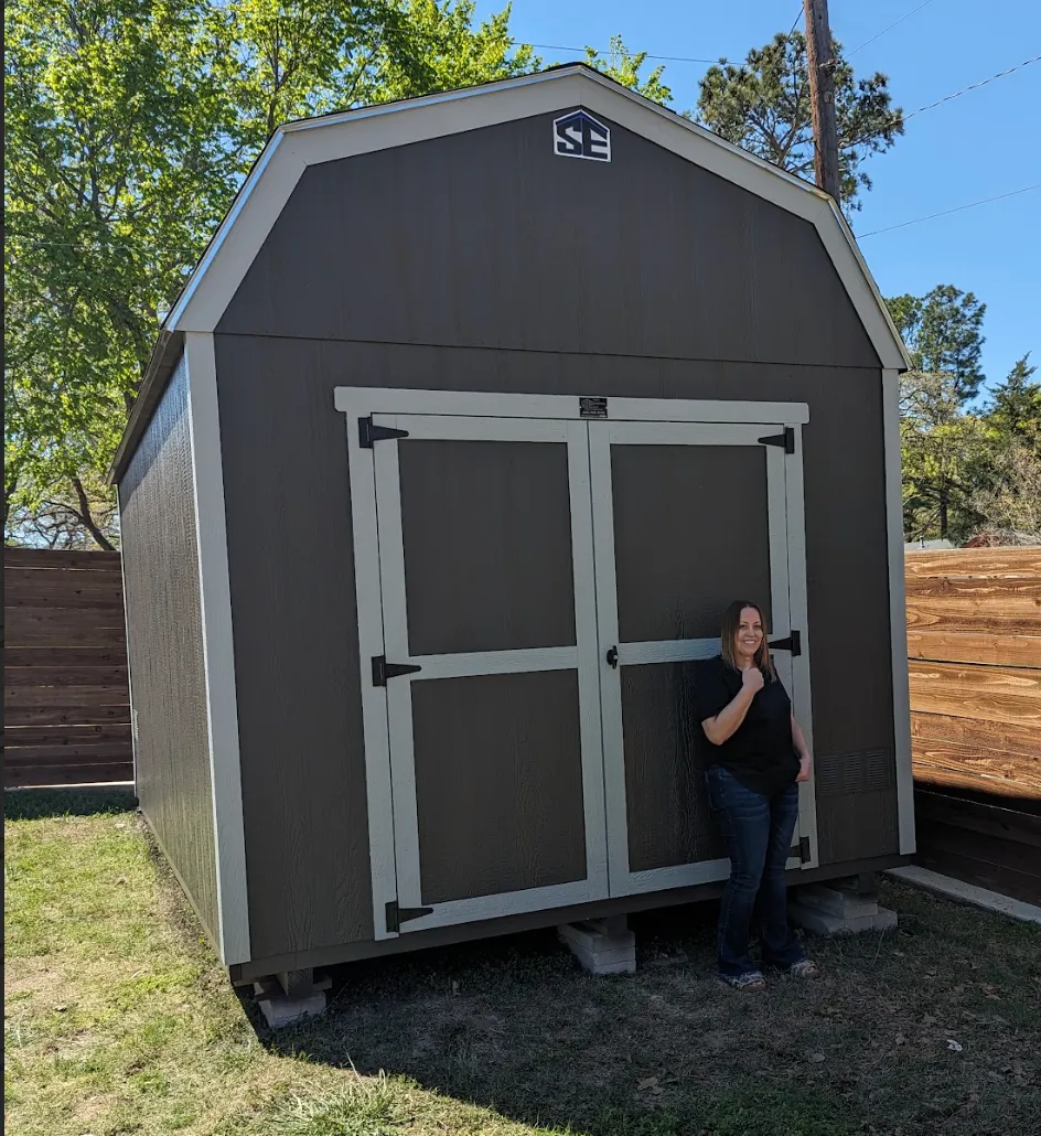 Customer of SE Yard Solutions with their 16x32 custom barn in Fort Worth