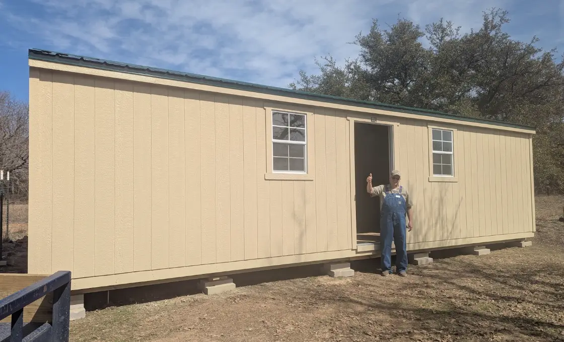 Customer of SE Yard Solutions with their 12x16 workshop shed in Jacksboro
