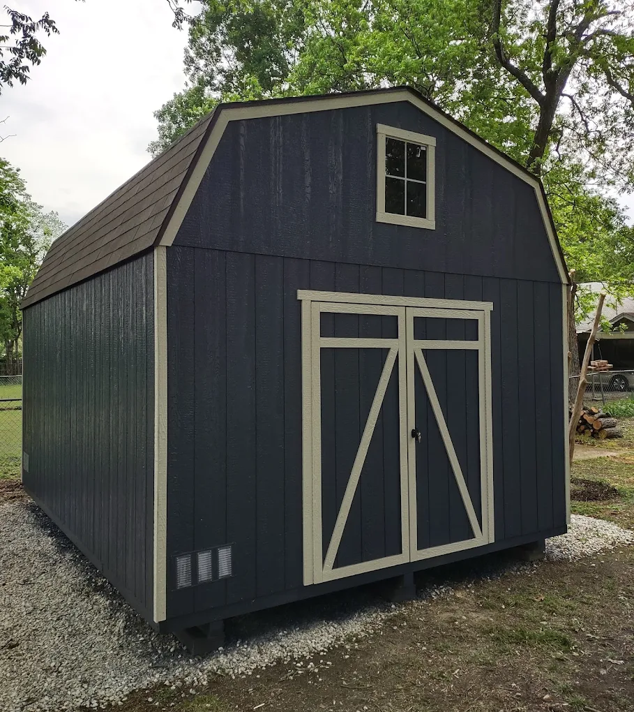 Customer of SE Yard Solutions with their 16x32 custom barn in Bowie